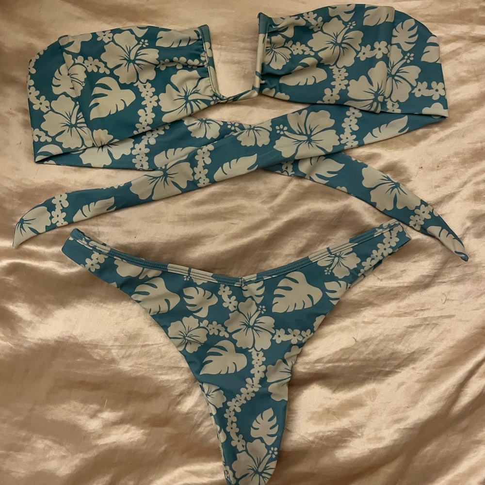BENOA BLUE HAWAII